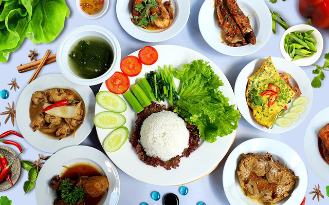 Emdee's - Cơm Văn Phòng