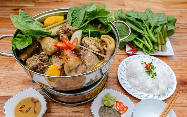 Ba khía sống hấp sả