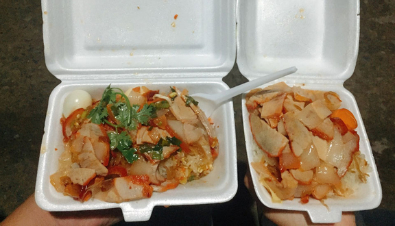 Đông Đông - Bánh Mì & Xôi Gà