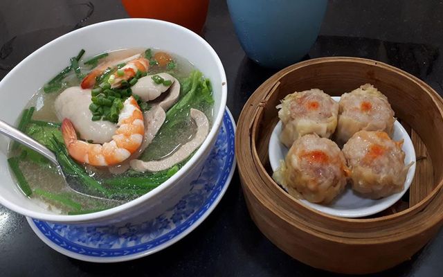 Hủ tiếu mì gà