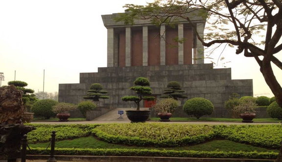 Lăng Chủ Tịch Hồ Chí Minh