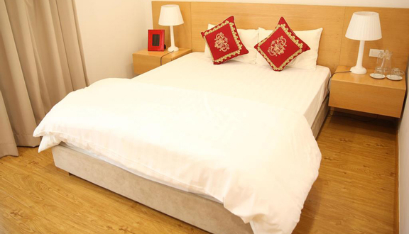 Dolphin Plaza Apartment
