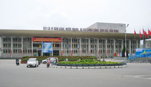 Cung Văn Hóa Hữu Nghị Việt Xô