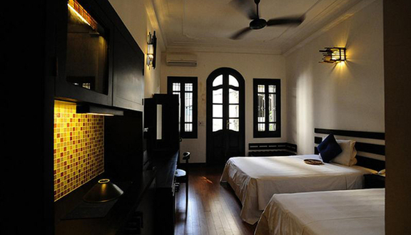 Cinnamon Hotel - Ấu Triệu
