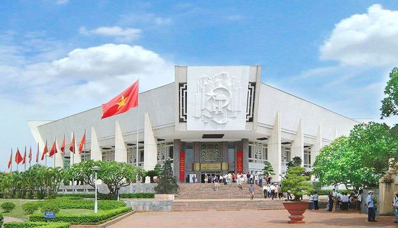 Bảo Tàng Hồ Chí Minh