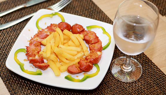 Deutsches Eck Restaurant & Pub - Món Đức