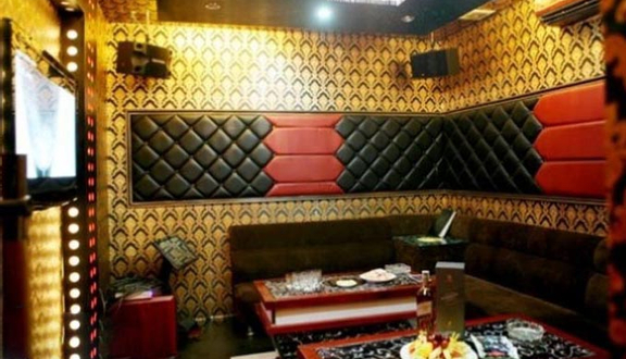 Hương Giang Karaoke