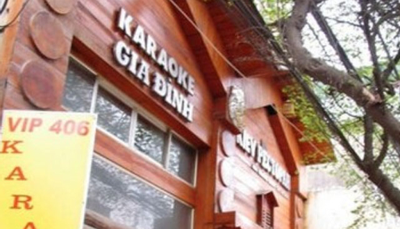 Gia Đình Karaoke - Trường Chinh