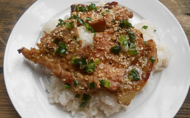 Xôi Thịt Nướng - Âu Cơ