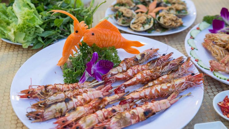 Út Thương Restaurant - Hải Sản Tươi Sống