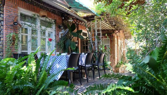 Uno House Restaurant