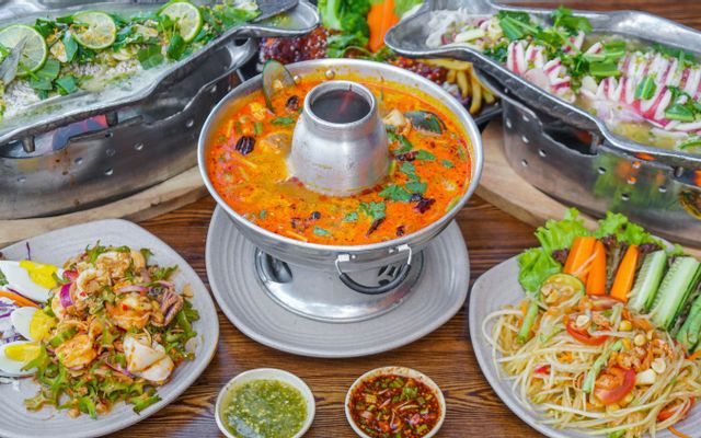 Tuktuk 3 - Ẩm Thực Thái