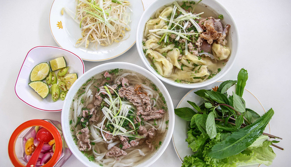 Tú Hảo - Mì Xá Xíu & Hoành Thánh