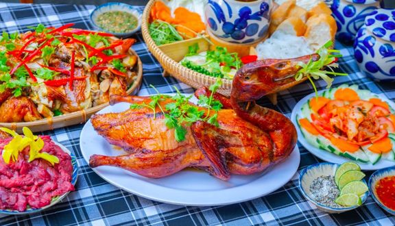Tứ Hải Quán - Nướng Chân Quê