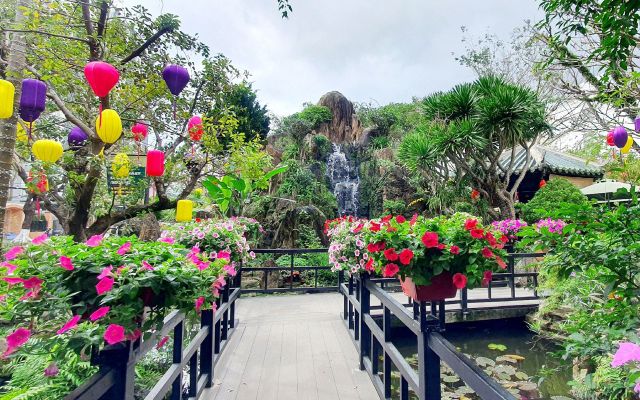 Trúc Lâm Viên Cafe & Restaurant