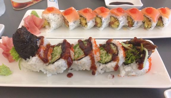 De-Sushi Club Restaurant