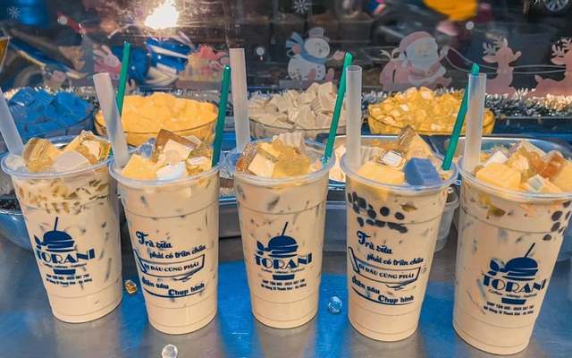 Milo dầm trân châu đường đen + flan