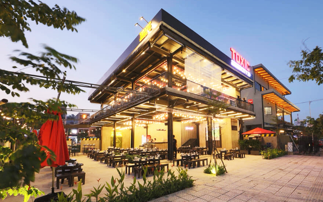 Toxic City Restaurant