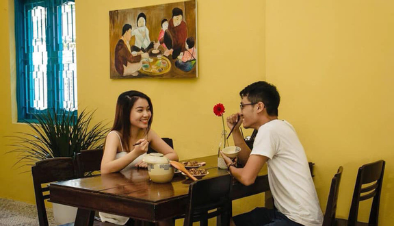 Tiệm Ăn Cựa Củi