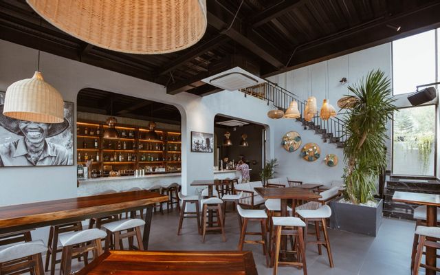 Son Tra Retreat - Garden Lounge & Eatery