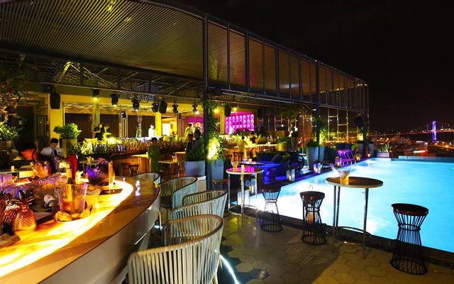 Sevva Sky Lounge - New Orient Hotel