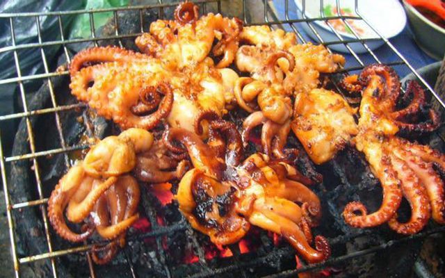 Sary Quán - Chân Gà & Lẩu Nướng