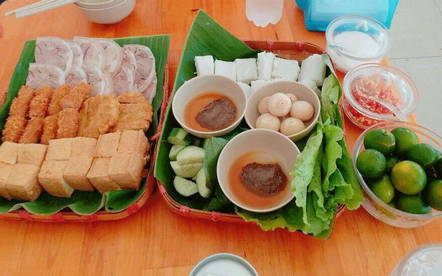 Bún đậu chả cốm