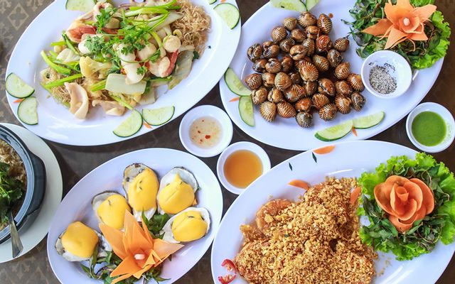 Rạn Biển 9 - Seafood Restaurant