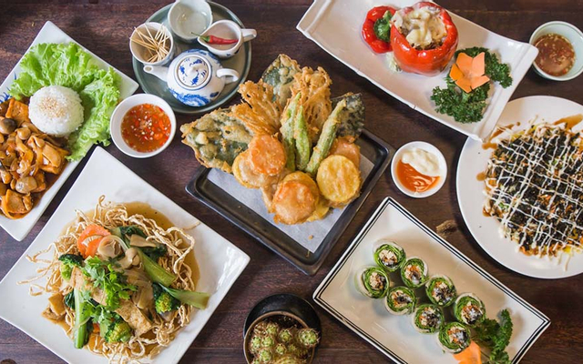 Bún chả giò chay