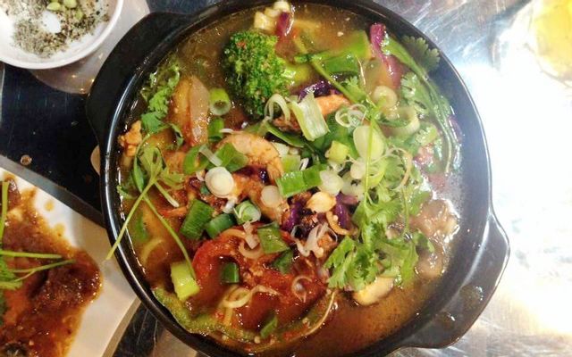 Ốc dừa hấp sả