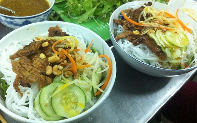 Phương Oanh - Bún - Bánh Xèo & Nem Lụi