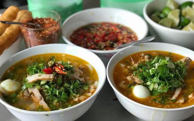 Quán O Tuyết - Bánh Canh & Bánh Bột Lọc