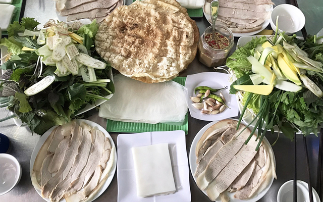 Bò húc