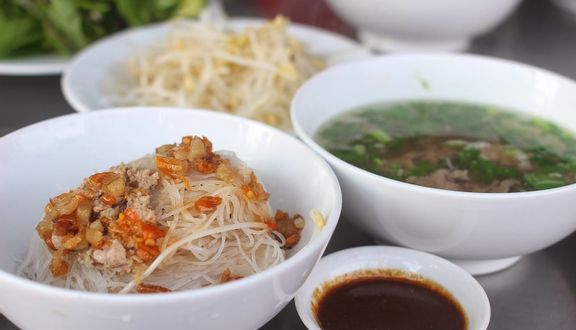 Quán Bé Út - Đặc Sản Gia Lai