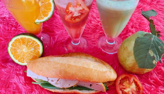 Quán Ăn Quỳnh Trúc - Bánh Mì & Nước Ép