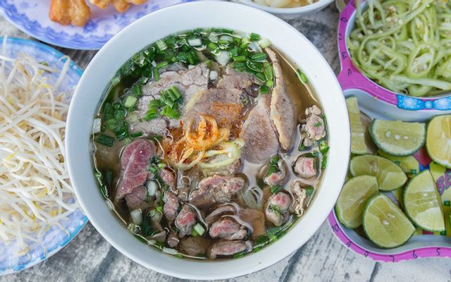 Phở gầu