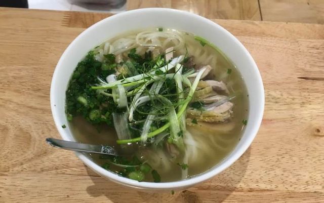 Phở, Mỳ & Miến Gà