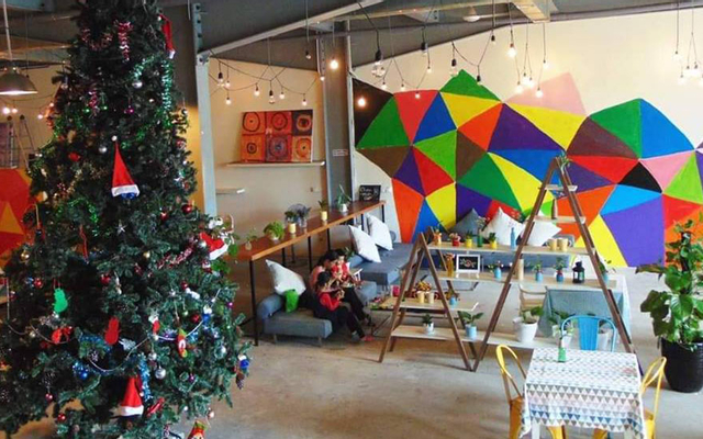Palmier Café & Restaurant