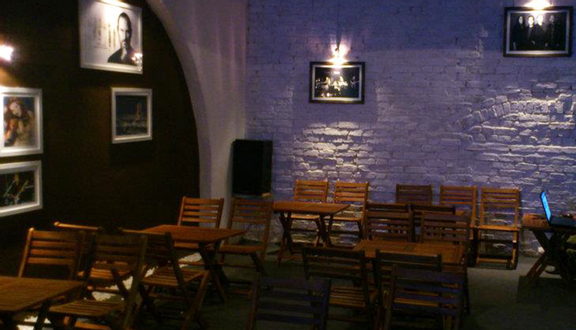 Oldies Coffee - Cafe Nhạc Sống