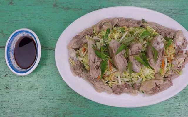 Đăk Lăk - Bánh Canh, Gỏi Vịt & Cơm Gà