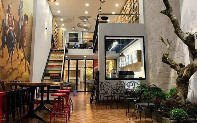 Nhã Nam Book N' Coffee
