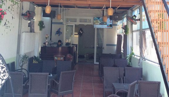 New Star Cafe