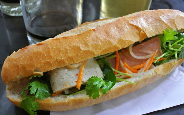 Bánh Mì Chay & Coffee Muối