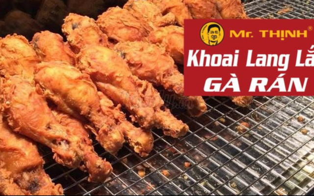 Xúc xích lốc xoáy bột