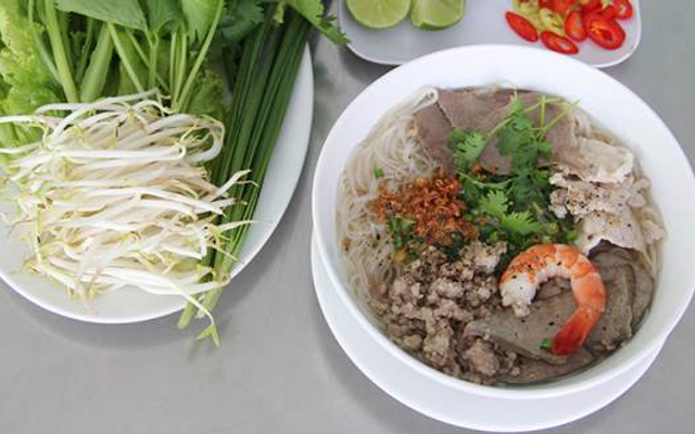 Minh Hiếu - Hủ Tiếu Nam Vang - Trịnh Công Sơn