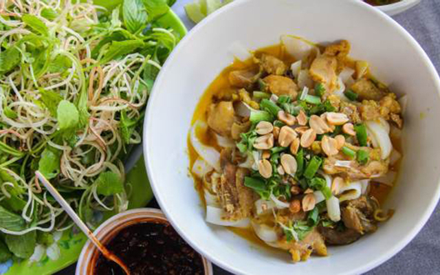 Mỳ quảng trứng