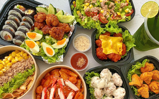 Cơm gà sốt mật
