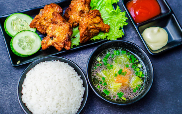 Lâm Chicken - Cơm Gà Kiểu Nhật - Trưng Nữ Vương