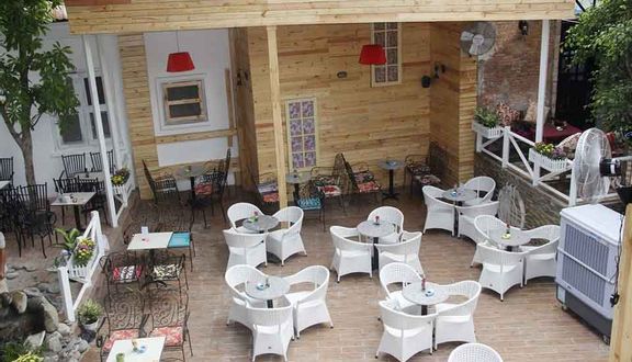 Đà Lạt Phố Cafe - Nguyễn Thị Minh Khai