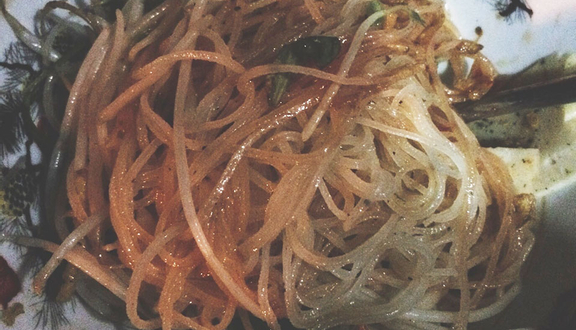 Hủ Tiếu - Ỷ Lan Nguyên Phi